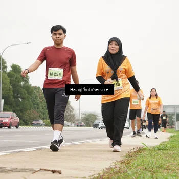 Runner Photo 8564211