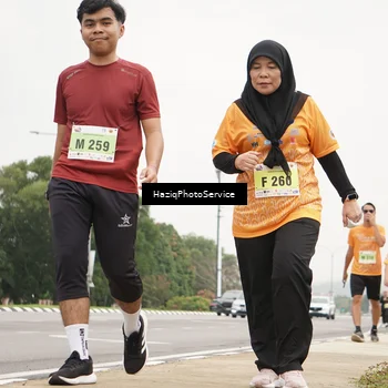 Runner Photo 8564219
