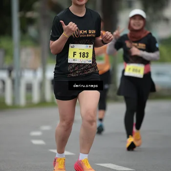 Runner Photo 8564223