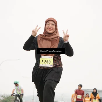 Runner Photo 8564263