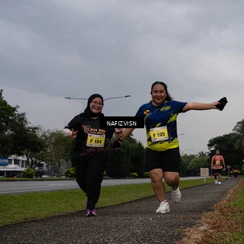 Runner Photo 8564340