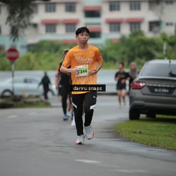 Runner Photo 8564361