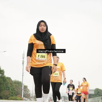 Runner Photo 8564366