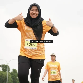 Runner Photo 8564372