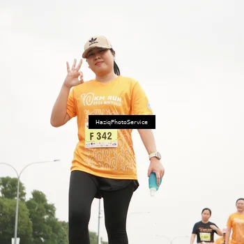 Runner Photo 8564385