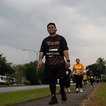 Runner Photo 8564390