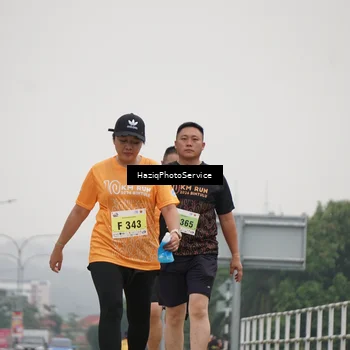 Runner Photo 8564445