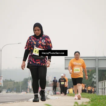 Runner Photo 8564465