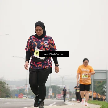 Runner Photo 8564473