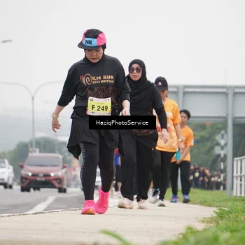 Runner Photo 8564513