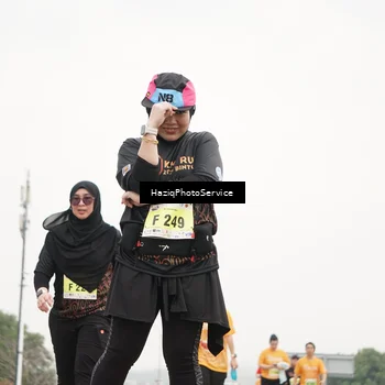 Runner Photo 8564518