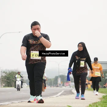 Runner Photo 8564672