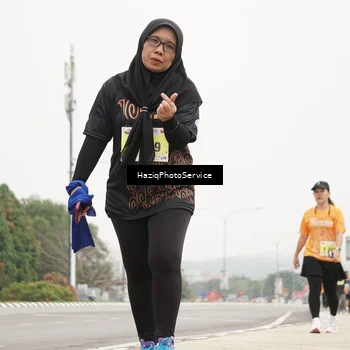 Runner Photo 8564683