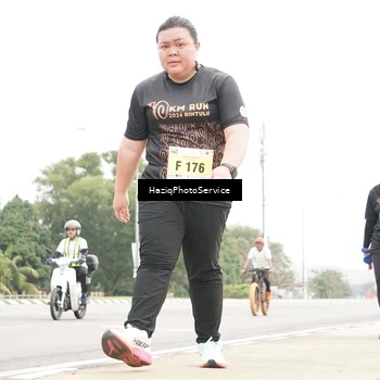 Runner Photo 8564689