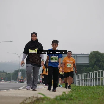 Runner Photo 8564697