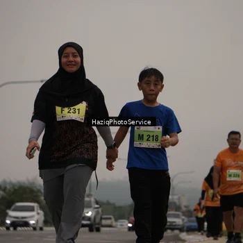 Runner Photo 8564709