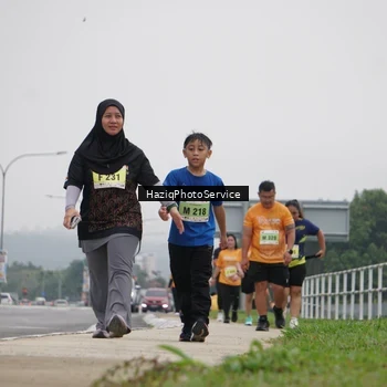 Runner Photo 8564710