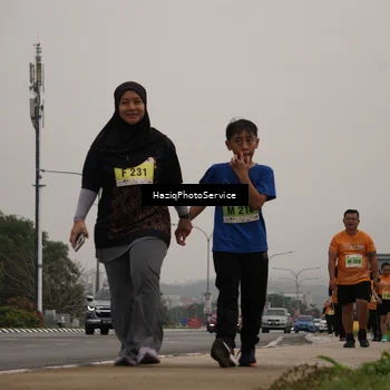 Runner Photo 8564716