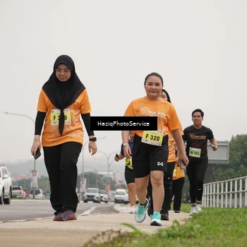 Runner Photo 8564727