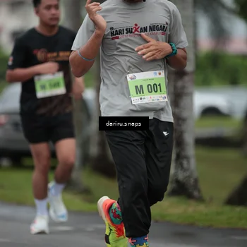 Runner Photo 8564756