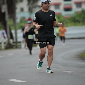 Runner Photo 8564825