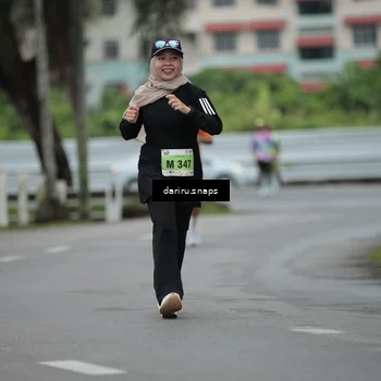 Runner Photo 8564865