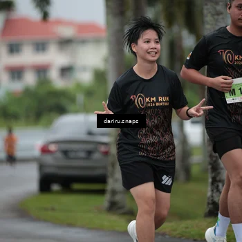 Runner Photo 8564900