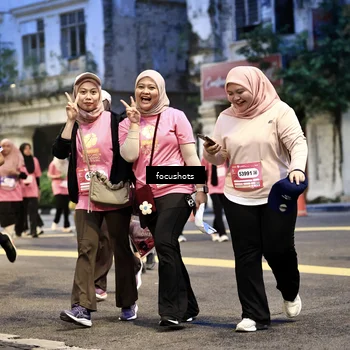Runner Photo 8565003