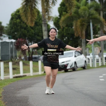 Runner Photo 8565011