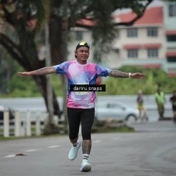 Runner Photo 8565071