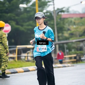 Runner Photo 8565123