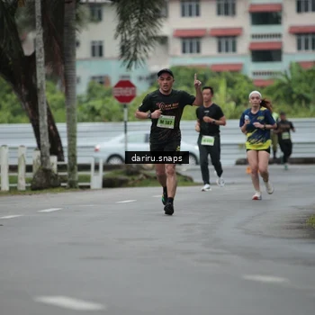 Runner Photo 8565157