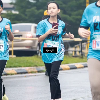 Runner Photo 8565172