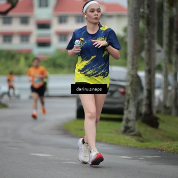 Runner Photo 8565275