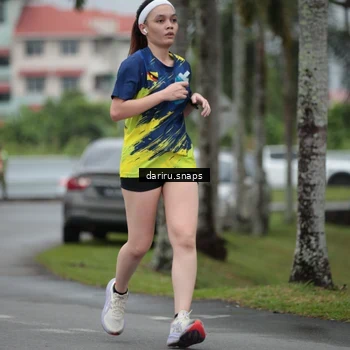Runner Photo 8565276