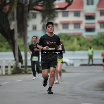 Runner Photo 8565278