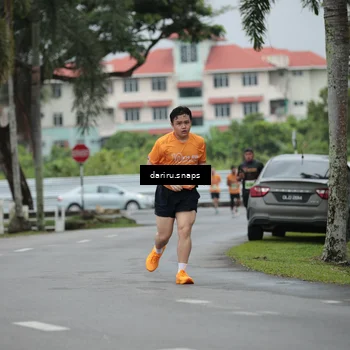 Runner Photo 8565282