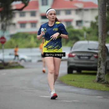 Runner Photo 8565288