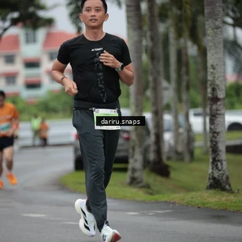 Runner Photo 8565294