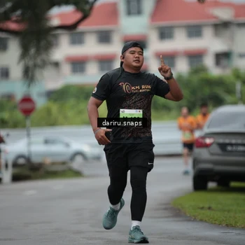 Runner Photo 8565296