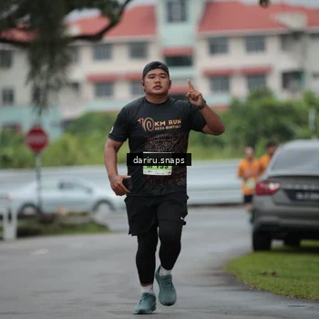 Runner Photo 8565298