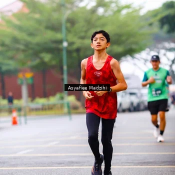 Runner Photo 8565328