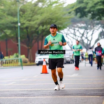 Runner Photo 8565330