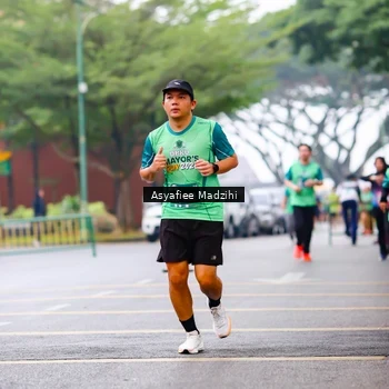Runner Photo 8565333