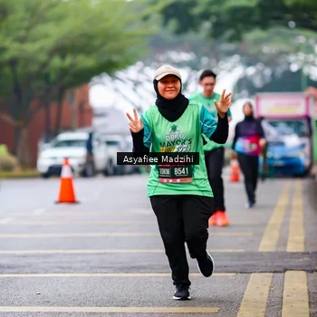 Runner Photo 8565336