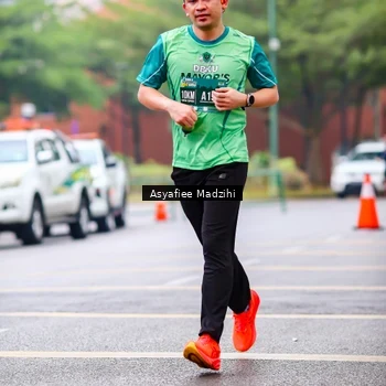 Runner Photo 8565350
