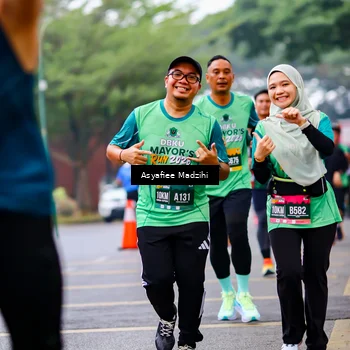 Runner Photo 8565391