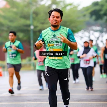 Runner Photo 8565411