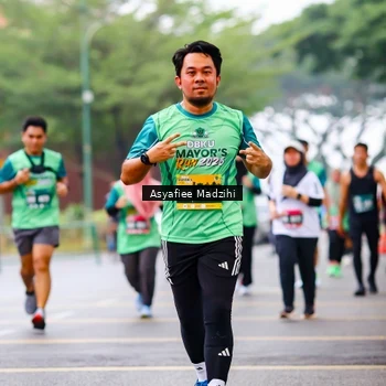 Runner Photo 8565413