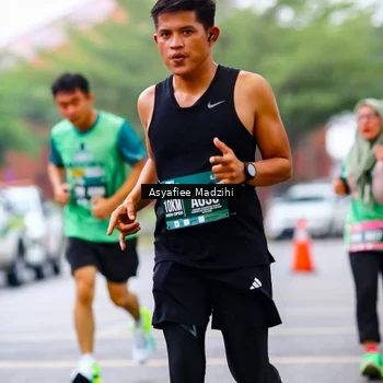 Runner Photo 8565426